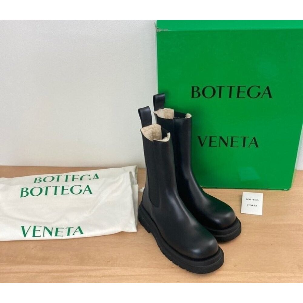 Bottega Veneta Boots US 9 IT 42 Shearling Lug Chelsea Black Leather